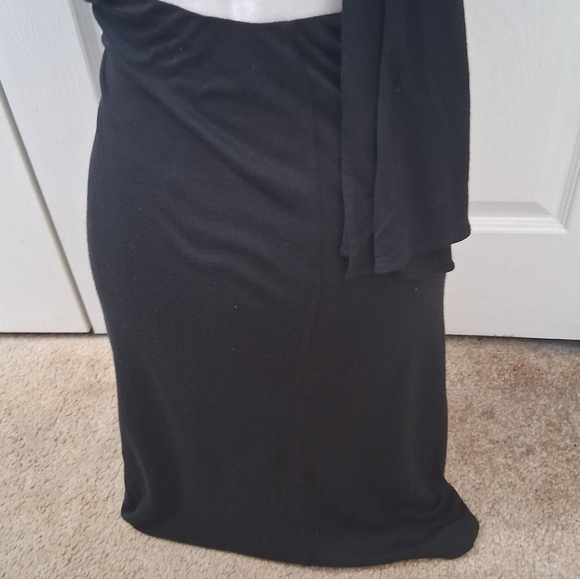 Halston Elegant Black One-Shoulder Dress.  Size 8 (40) - Picture 8 of 9